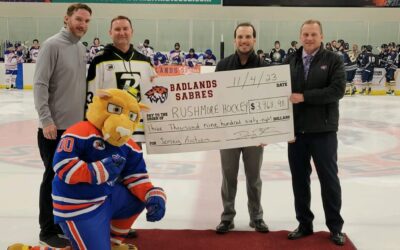 Sabres Raise $3,968.98 for Local Hockey Association; Sweep Weekend